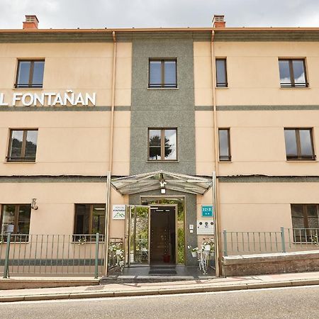 La Pola de Gordon Hostal Fontanan מראה חיצוני תמונה